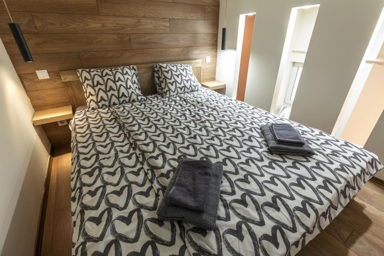 Kazinczy 10 Apartment With 3 Bedrooms Budapest Esterno foto